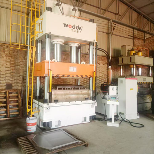 400噸汽車駕駛室配件沖壓液壓機(jī)