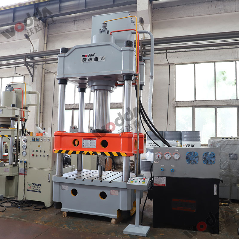 315噸國(guó)標(biāo)液壓機(jī) 315噸國(guó)標(biāo)液壓機(jī)