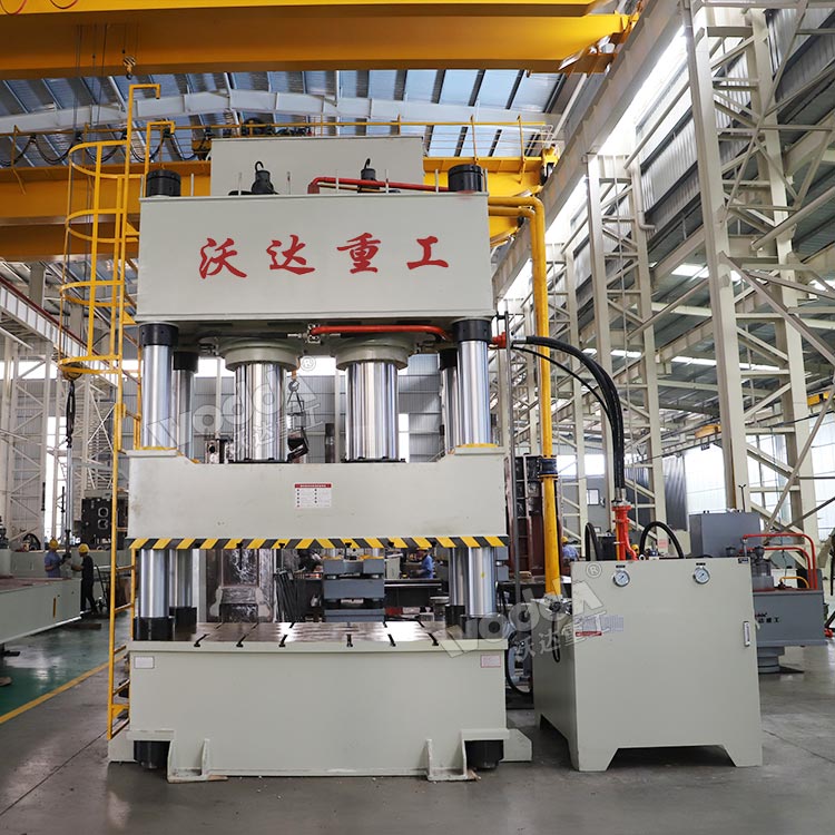 1000噸三梁四柱液壓機 1000噸三梁四柱液壓機