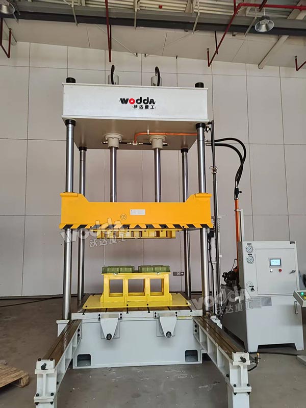 80噸四柱液壓機 80噸四柱液壓機