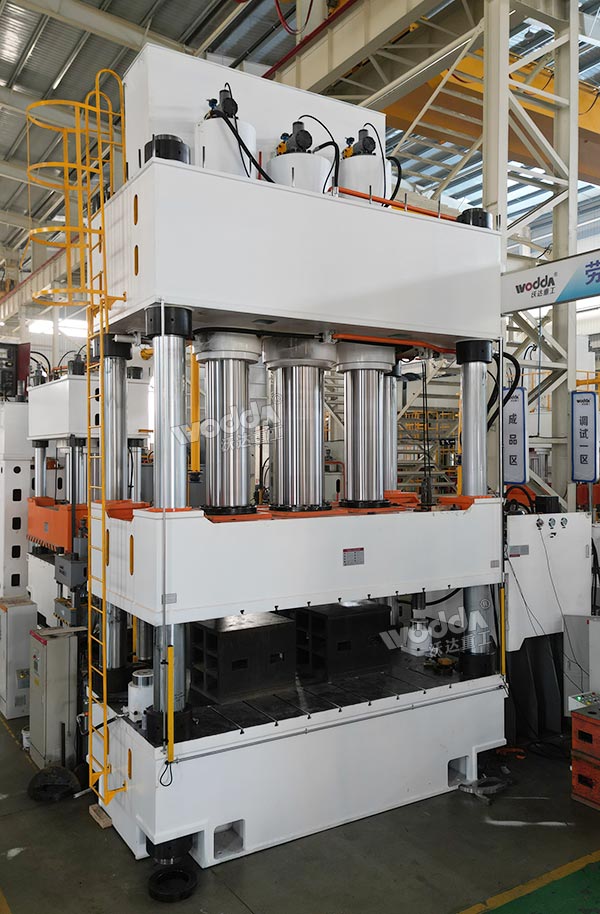 2000噸四柱液壓機 2000噸四柱液壓機